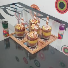 A picture of Mango biscuit pudding shortz.