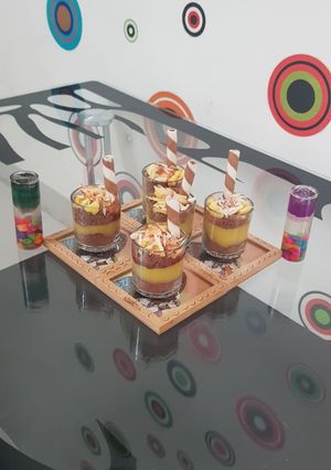 A picture of Mango biscuit pudding shortz.