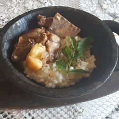 A picture of White samp with creamy mushroom soup.