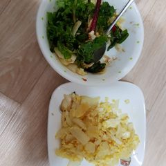 A picture of Quick Balsamic vegetable salad and egg scramble with onion.