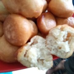 A picture of Semo puff puff.