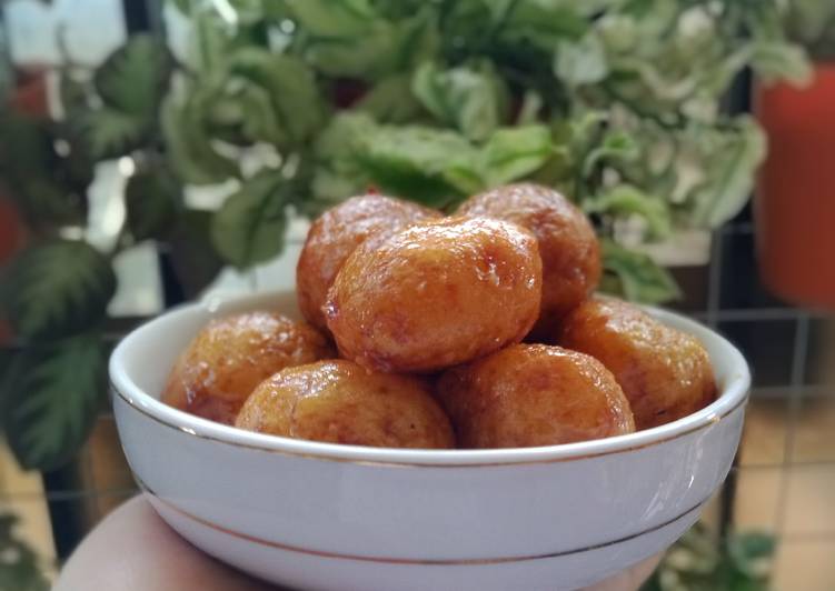 Loukoumadés/λουκουμάδες (Greek Donut)