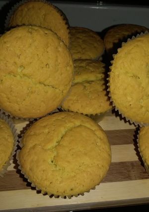 A picture of Lemon flavored muffins.