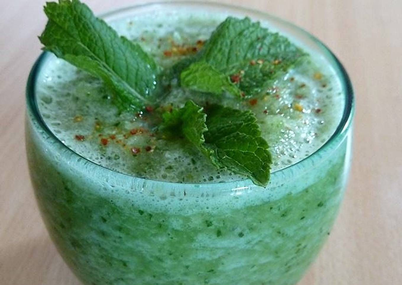 Gaspacho concombre-menthe-reglisse façon kitch and cook