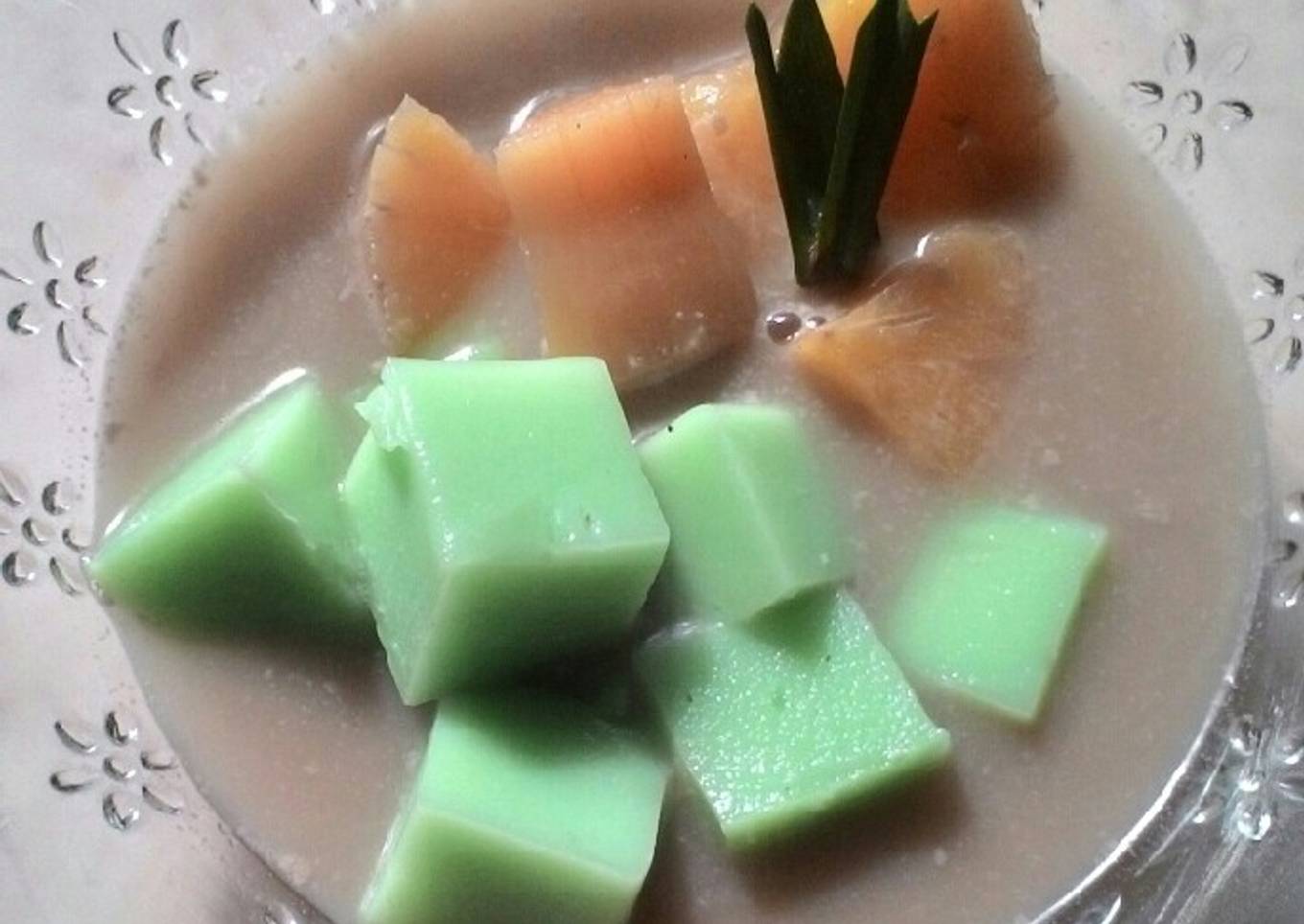 Es Campur Istimewa Kolak Singkong dan Kue Gabus