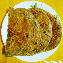 A picture of Paneer Paratha.