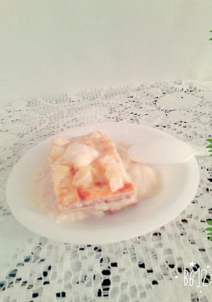 Una foto de Postre de piña con galletas dulces