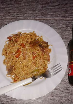 Una foto de Chao mein.....🇸🇻