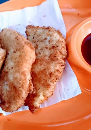 A picture of Potato patties.