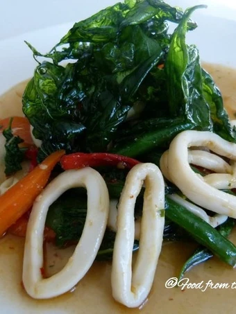 Recipe Stir fried Calamari with chilli and basil the So Delicious Appealing