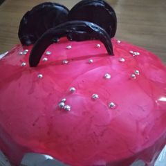 A picture of Mirror cake.