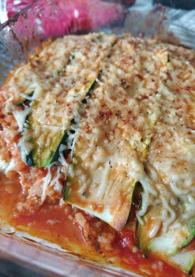 Una foto de 🥒 Lasaña de calabacín y pollo