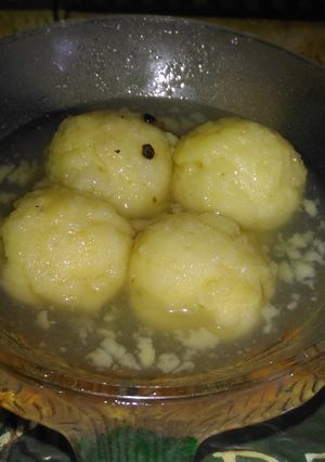 A picture of Suji rasgulla.