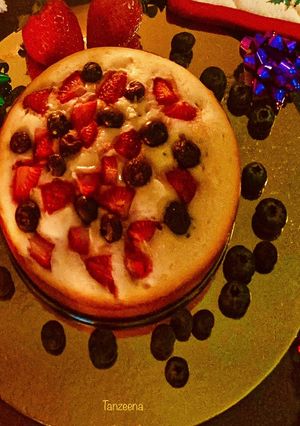 ভ্য্যনিলা বিন গ্রীক য়োগার্ট - বেরিস কেক (Vanilla Bean Greek Yogurt Berries Cake Recipe in Bengali) রেসিপির প্রধান ছবি