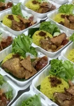 Foto resep Nasi kuning magic com