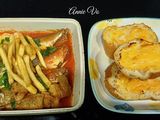 Cá hộp sốt cà và bánh mì nướng bơ