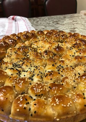 صورة لوصفة عجينة فطاير و خلية نحل