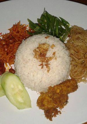 Foto resep Nasi Uduk Vegetarian