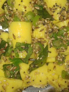 ખાંડવી(Khandvi recipe in Gujarati) રેસીપી મુખ્ય ફોટો