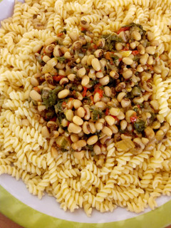 A picture of Macaroni and Beans Stew.