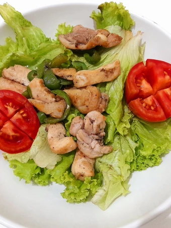 Cara Mudah Membuat Resep  Simple Salad Ayam balsamic yang Sempurna, Menggugah Selera