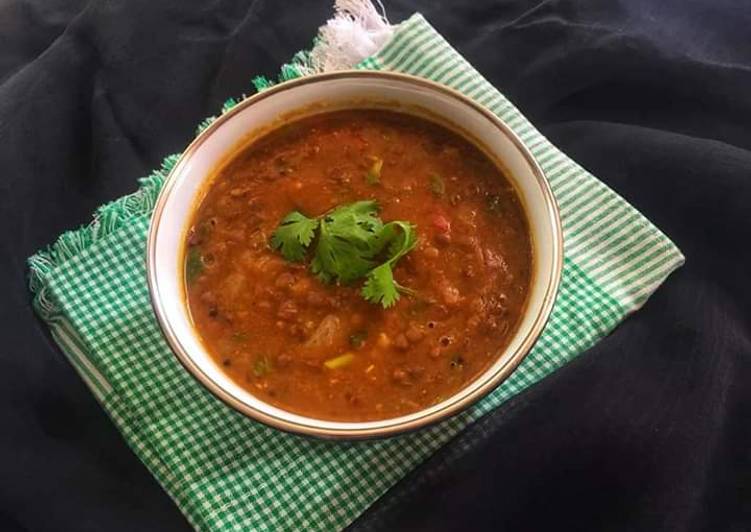 Simple Way to Make Any-night-of-the-week Whole Black Masoor Dal
