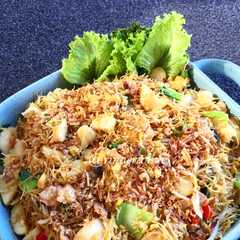 Bihun goreng seafood রেসিপির প্রধান ছবি