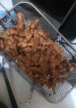 A picture of Chicken fingers.