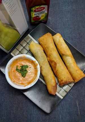 A picture of Spring Rolls 💝#CookPadRamadan #IftarSpecialWithHuma.