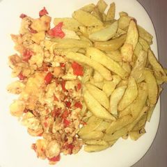 A picture of Fries with egg sauce😋.