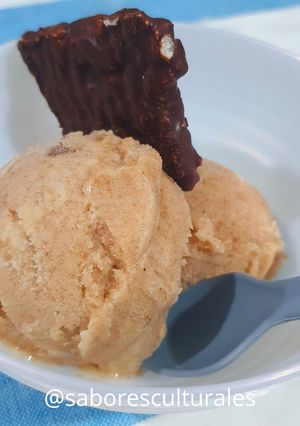 Una foto de ░🍌🍧Helado de banana🍌🍧░