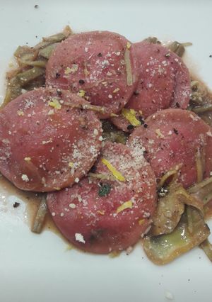 A picture of Beet Ravioli.