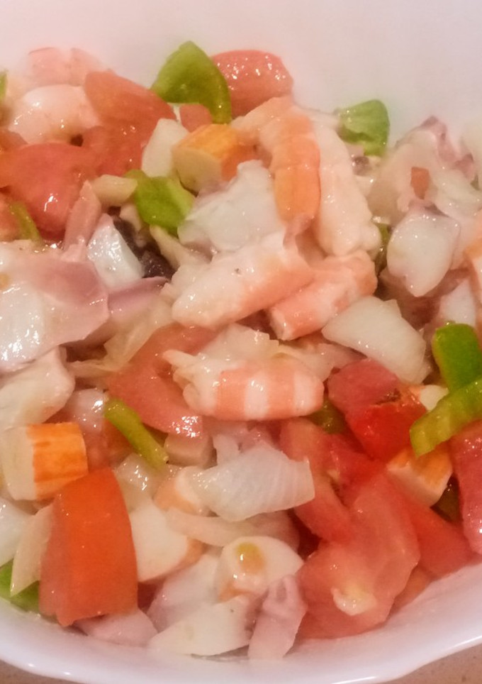 Una foto de Ensalada de marisco