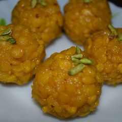 A picture of Boondi Laddu.