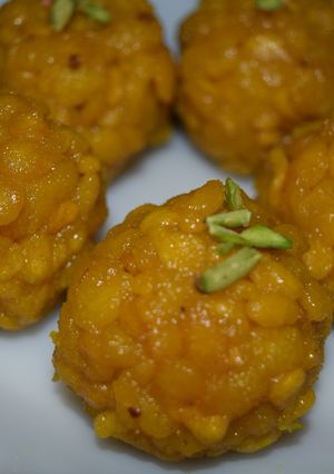 A picture of Boondi Laddu.