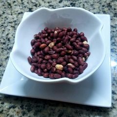 A picture of Roasty Nuts.