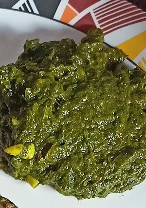 A picture of Sarso ka saag.
