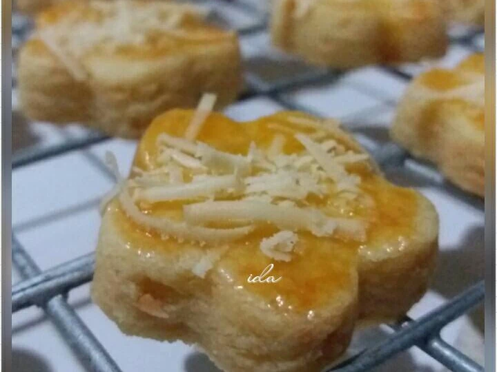 Langkah Mudah untuk Menyiapkan Resep EGGLESS KASTENGEL (pake edam) yang Enak Banget Anti Ribet, Sempurna