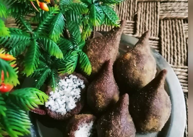 Edible mini coconuts