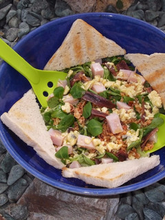 Una foto de Ensalada con vinagreta de queso azul