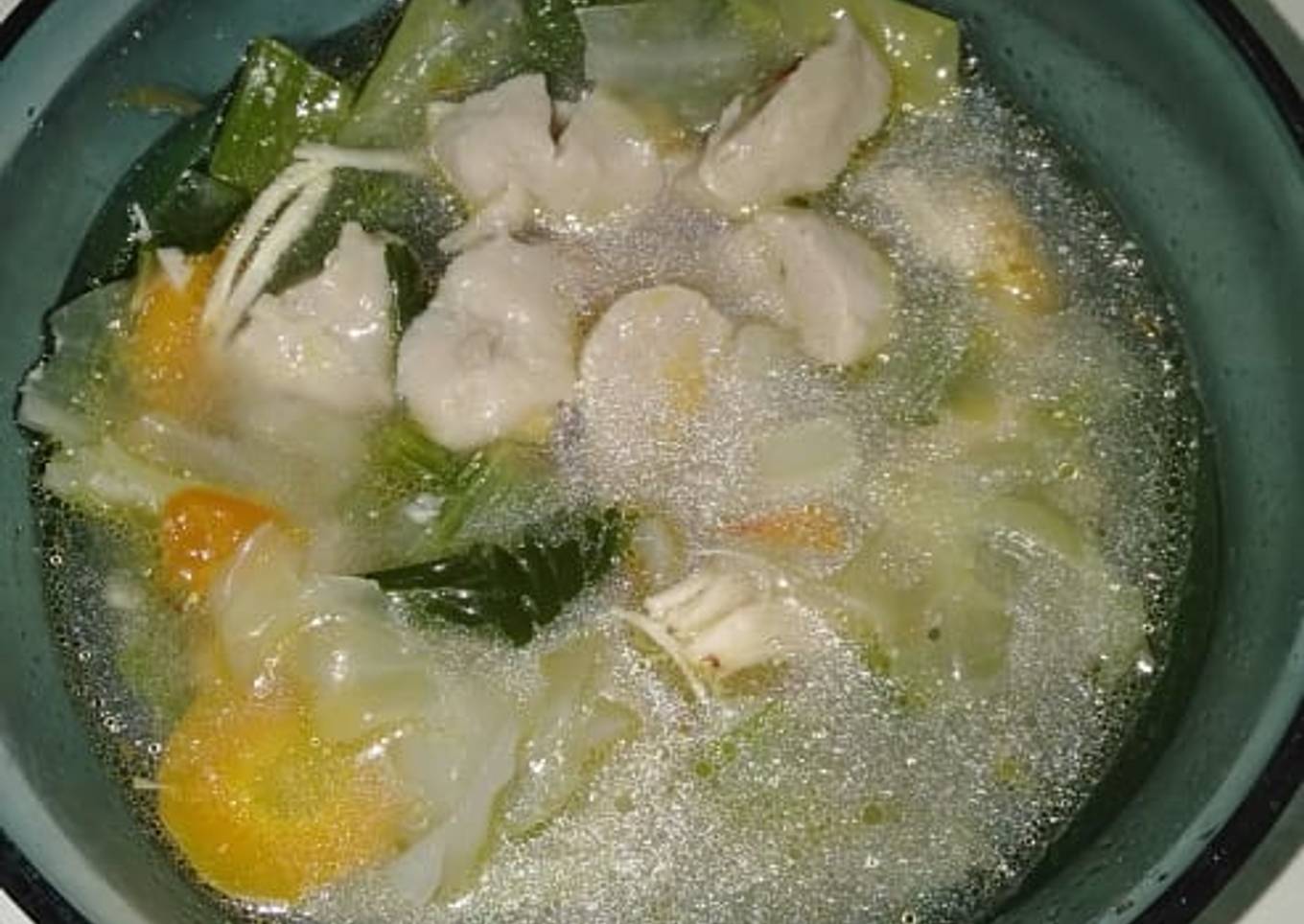 Sop ayam bakso endulllllita mantab