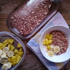 A picture of Granola Bowl.