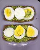 Pan integral con palta (apto para diabetes)