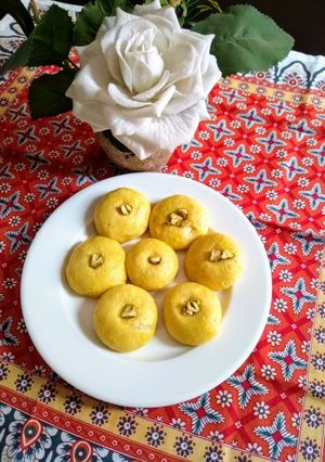 A picture of Mango Sandesh (Aam Sondesh).