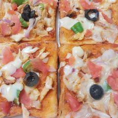 A picture of Bread pizza.