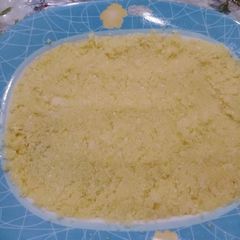 A picture of Chopped garlic store for time saving.