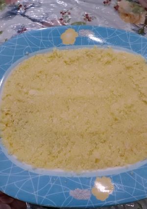 A picture of Chopped garlic store for time saving.