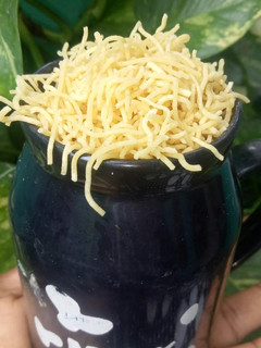 ஓமப்பொடி (Omapodi recipe in tamil) செய்முறை முக்கிய புகைப்படம்