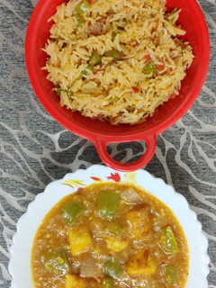 चिल्ली पनीर ग्रेवी फ्राइड राइस (Chilli paneer gravy fried rice recipe in hindi) रेसिपी मुख्य फोटो