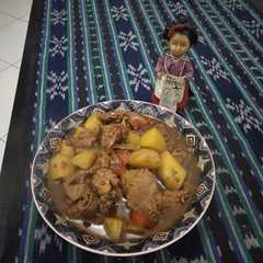 A picture of Semur Daging Sapi Praktis-Lezat-Sehat.